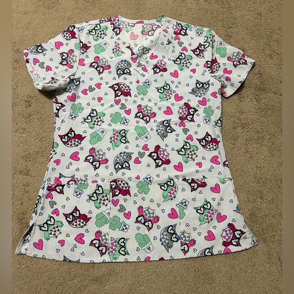 GT Performance Print Scrub Top